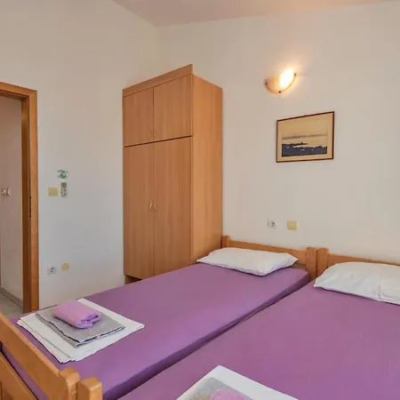 Put Zuke Iii Apartment Makarska
