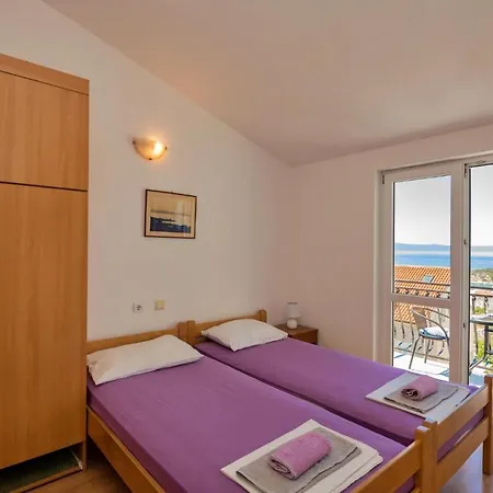 Put Zuke Iii Apartment *